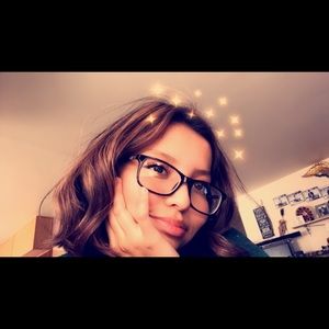 Meet your Posher, Nazhniibah